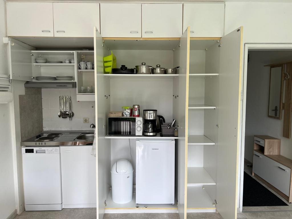 Ruhiges Und Klimatisiertes Apartment Stuttgart Luaran gambar